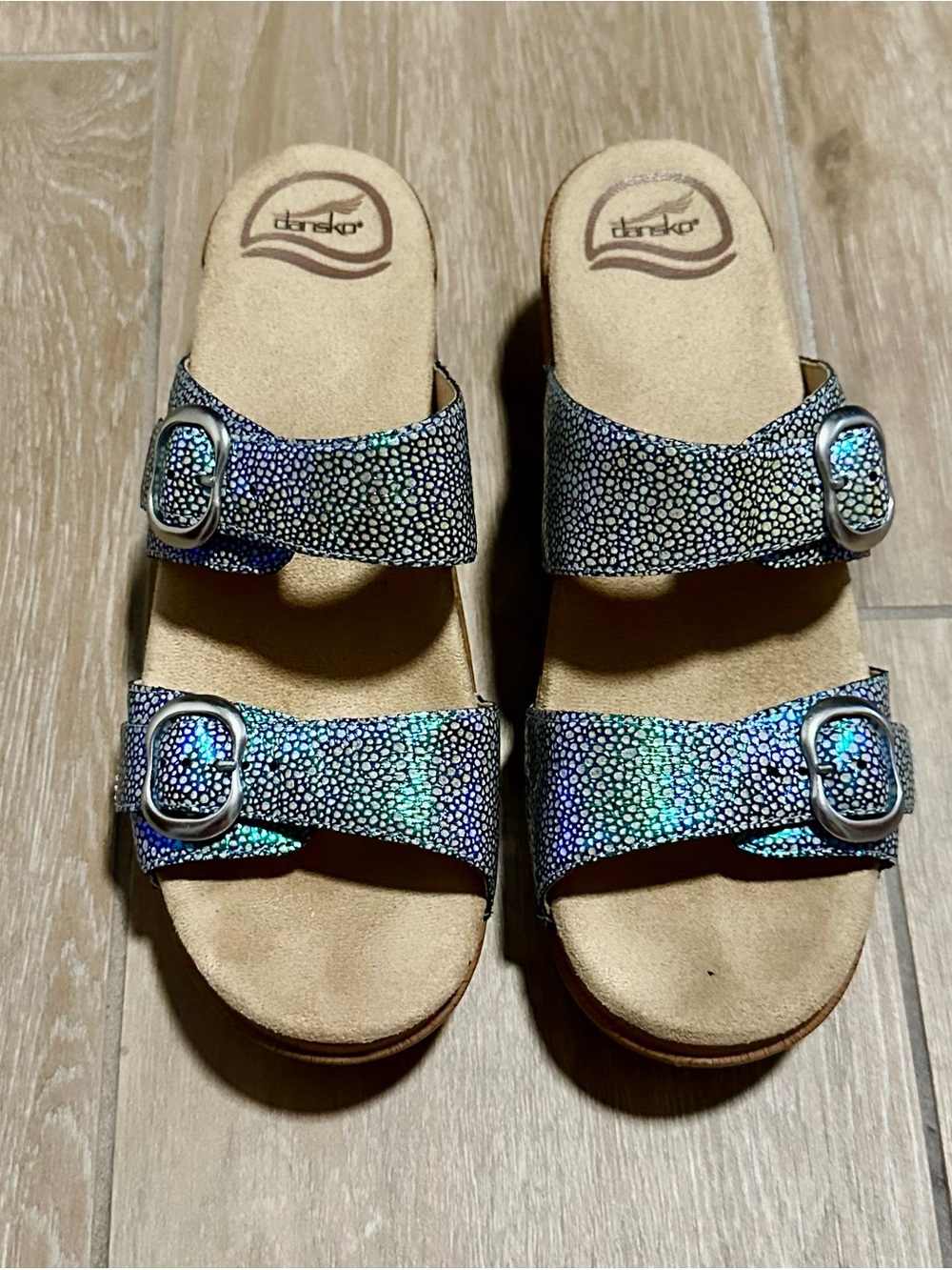 Dansko Sophie Leather Iridescent Slip-on Sandals with suede insole size 39 - Picture 3 of 12